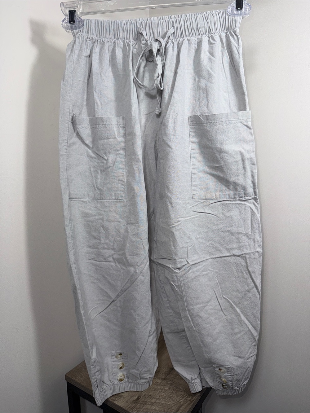 Light Gray Elastic-Waist Cargo Joggers for women